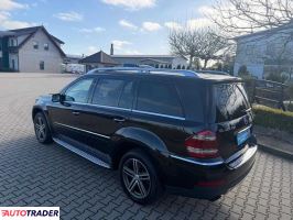 Mercedes GL 2009 4.0 306 KM