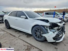 Chrysler 300C 2022 3