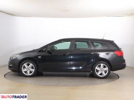 Opel Astra 2014 2.0 162 KM