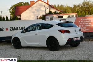 Opel Astra 2012 1.4 140 KM