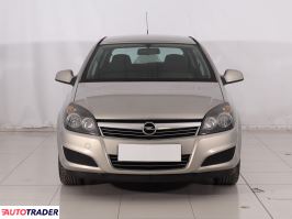 Opel Astra 2011 1.6 113 KM
