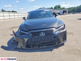 Lexus IS 2025 3