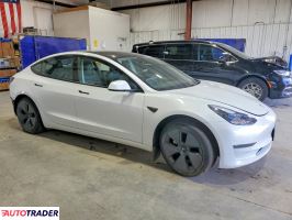 Tesla Model 3 2022