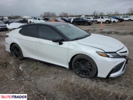 Toyota Camry 2021 3