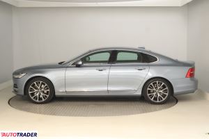 Volvo S90 2017 2.0 231 KM