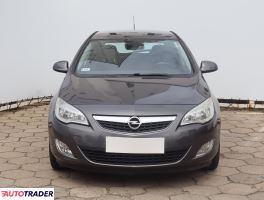 Opel Astra 2011 1.7 108 KM