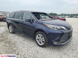 Toyota Sienna 2024 2