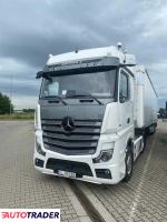 Mercedes Actros