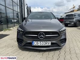 Mercedes Pozostałe 2019 1.3 163 KM