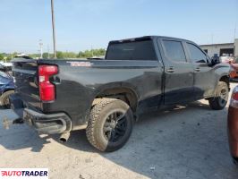 Chevrolet Silverado 2020 4