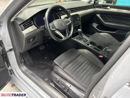 Volkswagen Passat 2021 2.0 150 KM
