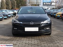 Opel Astra 2018 1.4 147 KM