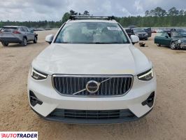 Volvo XC40 2024 2