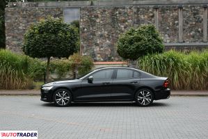 Volvo S60 2020 2.0 197 KM