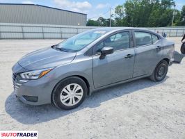 Nissan Versa - zobacz ofertę