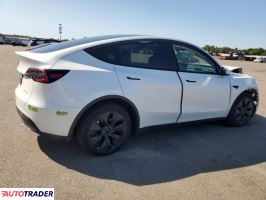 Tesla Model Y 2024 Tesla Model Y 2024