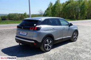 Peugeot 3008 2018 1.2 130 KM