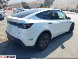 Tesla Model Y 2026