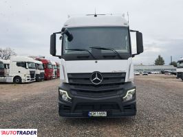 Mercedes Actros