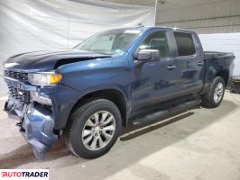 Chevrolet Silverado 2020 4