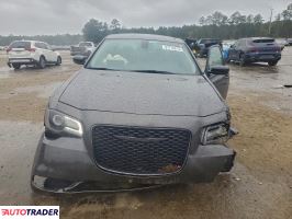 Chrysler 300C 2020 3