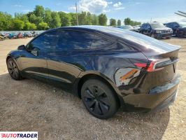 Tesla Model 3 2025