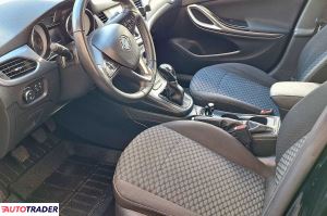 Opel Astra 2019 1.6 110 KM