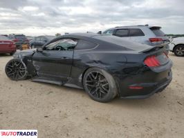 Ford Mustang 2022 5