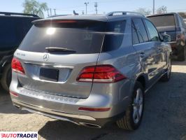 Mercedes GL 2016 3 Mercedes GL 2016 3