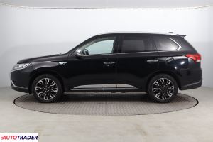 Mitsubishi Outlander 2015 2.0 160 KM