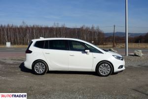 Opel Zafira 2016 1.6 134 KM