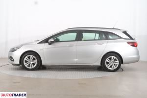 Opel Astra 2020 1.5 120 KM