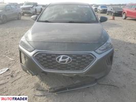 Hyundai IONIQ Hybrid 2020 1
