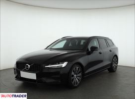 Volvo V60 2021 2.0 194 KM