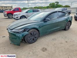 Tesla Model 3 2024