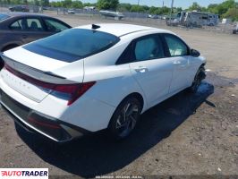 Hyundai Elantra 2025 2
