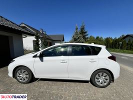 Toyota Auris 2015 1.6 132 KM Toyota Auris 2015 1.6 132 KM