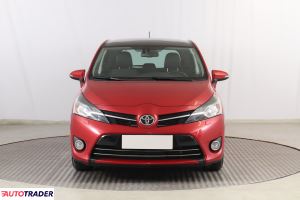 Toyota Verso 2014 2.0 122 KM Toyota Verso 2014 2.0 122 KM