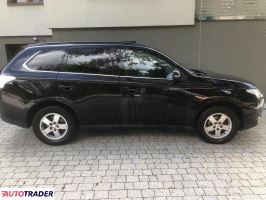 Mitsubishi Outlander 2013 2.2 150 KM