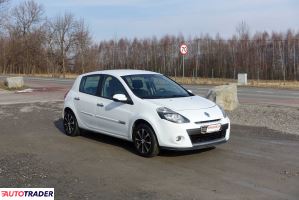 Renault Clio 2009 1.1 75 KM