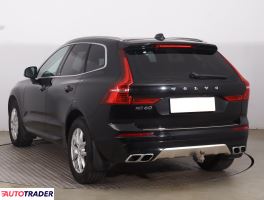 Volvo XC60 2020 2.0 147 KM