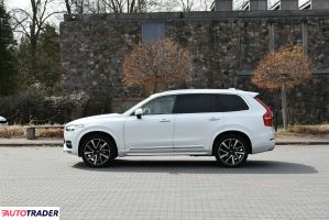 Volvo XC90 2018 2.0 235 KM