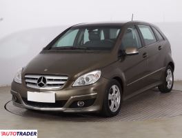 Mercedes B-klasa 2009 2.0 107 KM