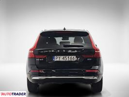 Volvo XC60 2023 2.0 235 KM