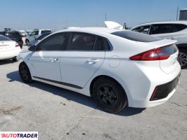 Hyundai IONIQ Hybrid 2018 1