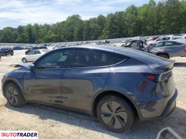 Tesla Model Y 2026