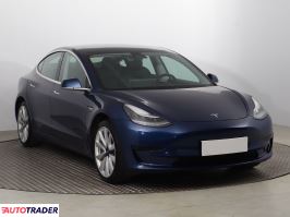 Tesla Model 3 2020 278 KM