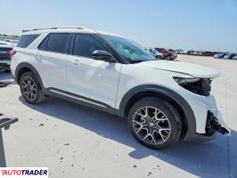 Ford Explorer 2025 3