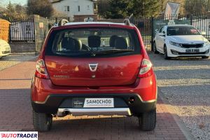 Dacia Sandero Stepway 2011 1.6 85 KM