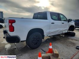 Chevrolet Silverado 2023 3